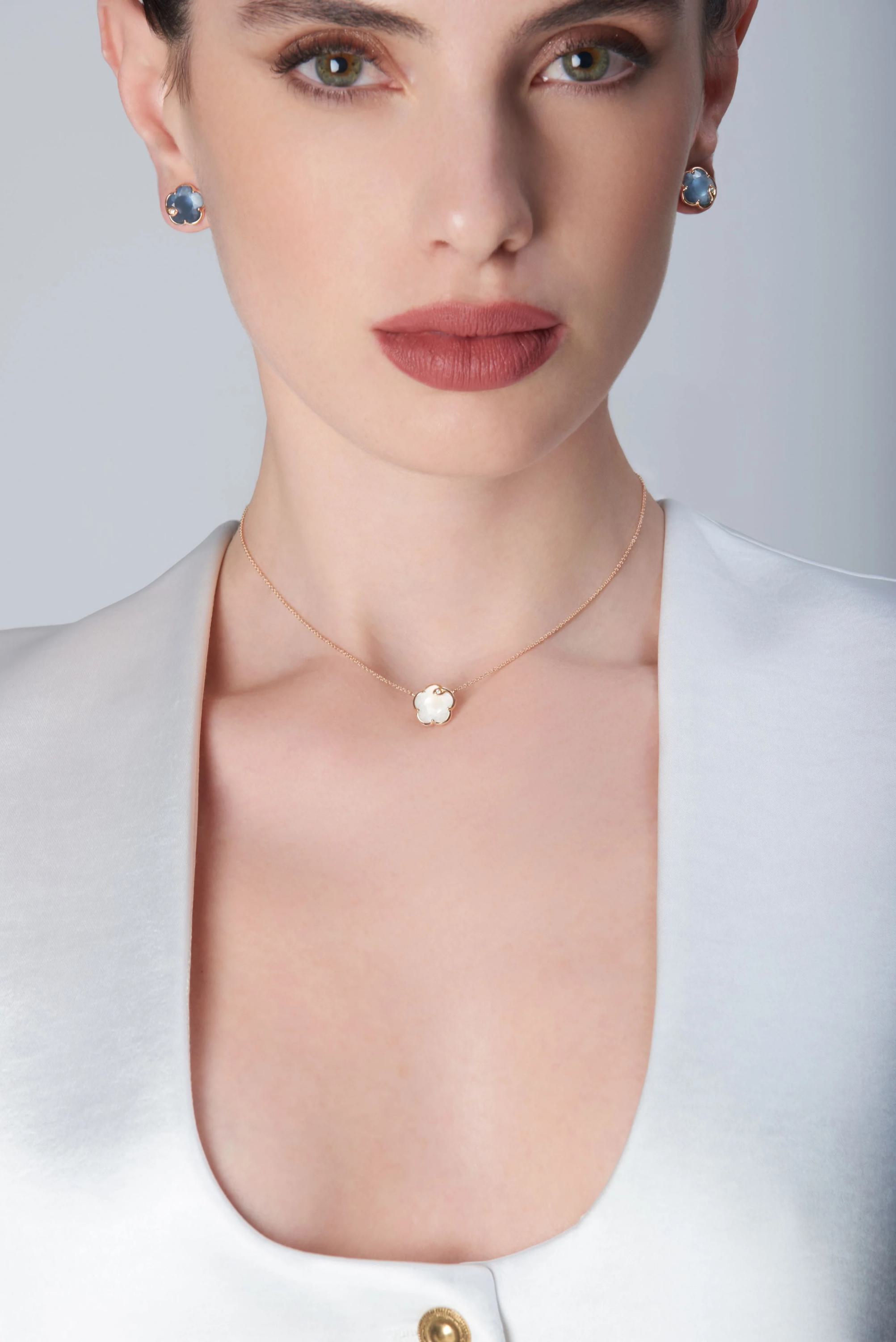 Pasquale Bruni Ton Joli Collier 16791R aus 750 Roségold mit Perlmutt, Mondstein und Diamant