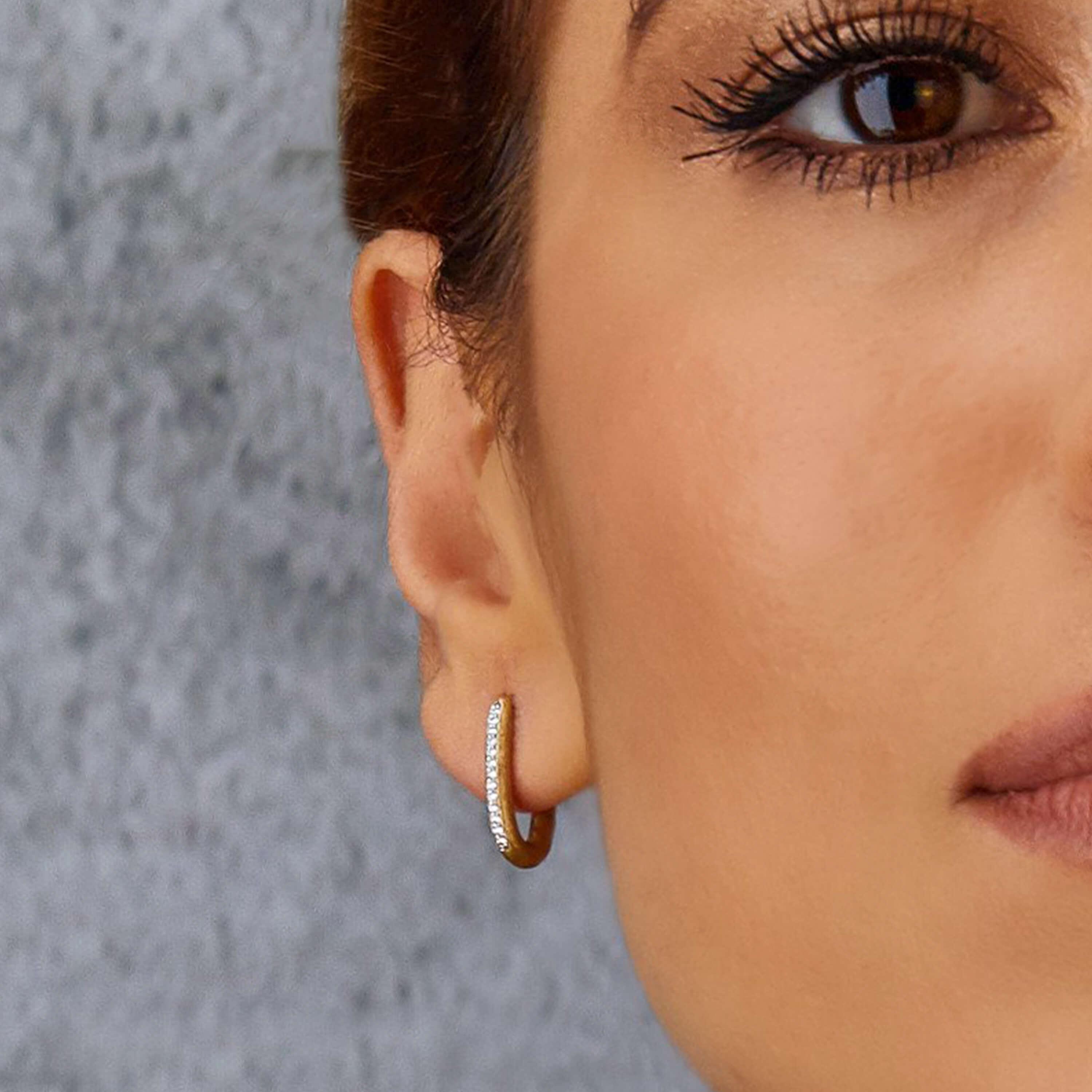 Nanis hoop earrings Libera, yellow gold, OS1-602