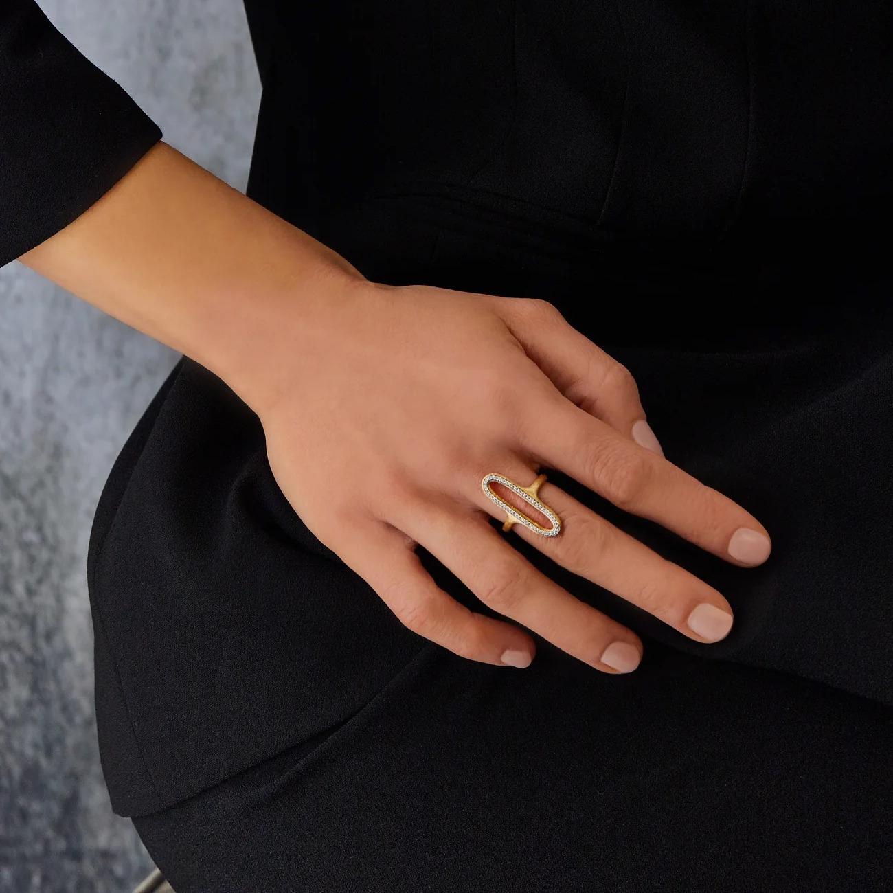 Nani's ring Libera, yellow gold, AS8-602