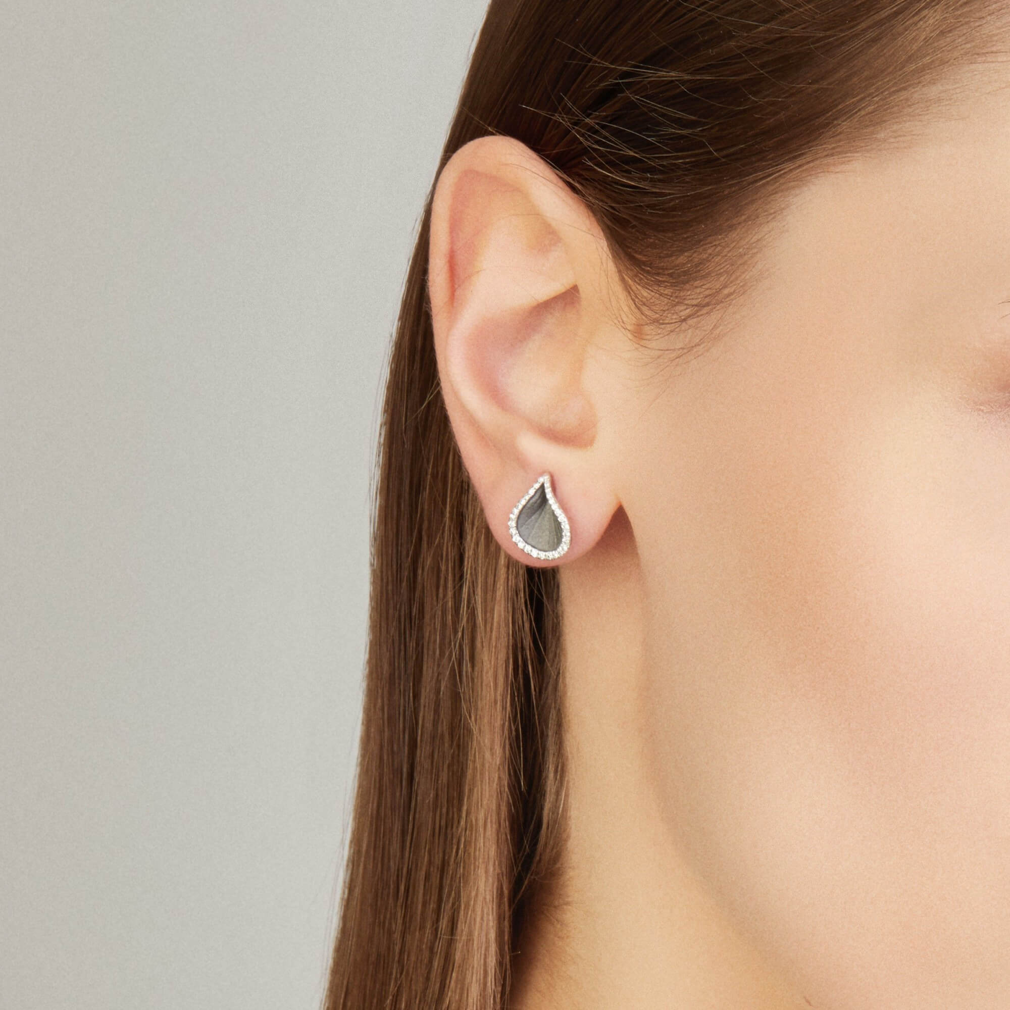 Cammilli Ohrstecker Goccia | Black Lava | GOR2226E