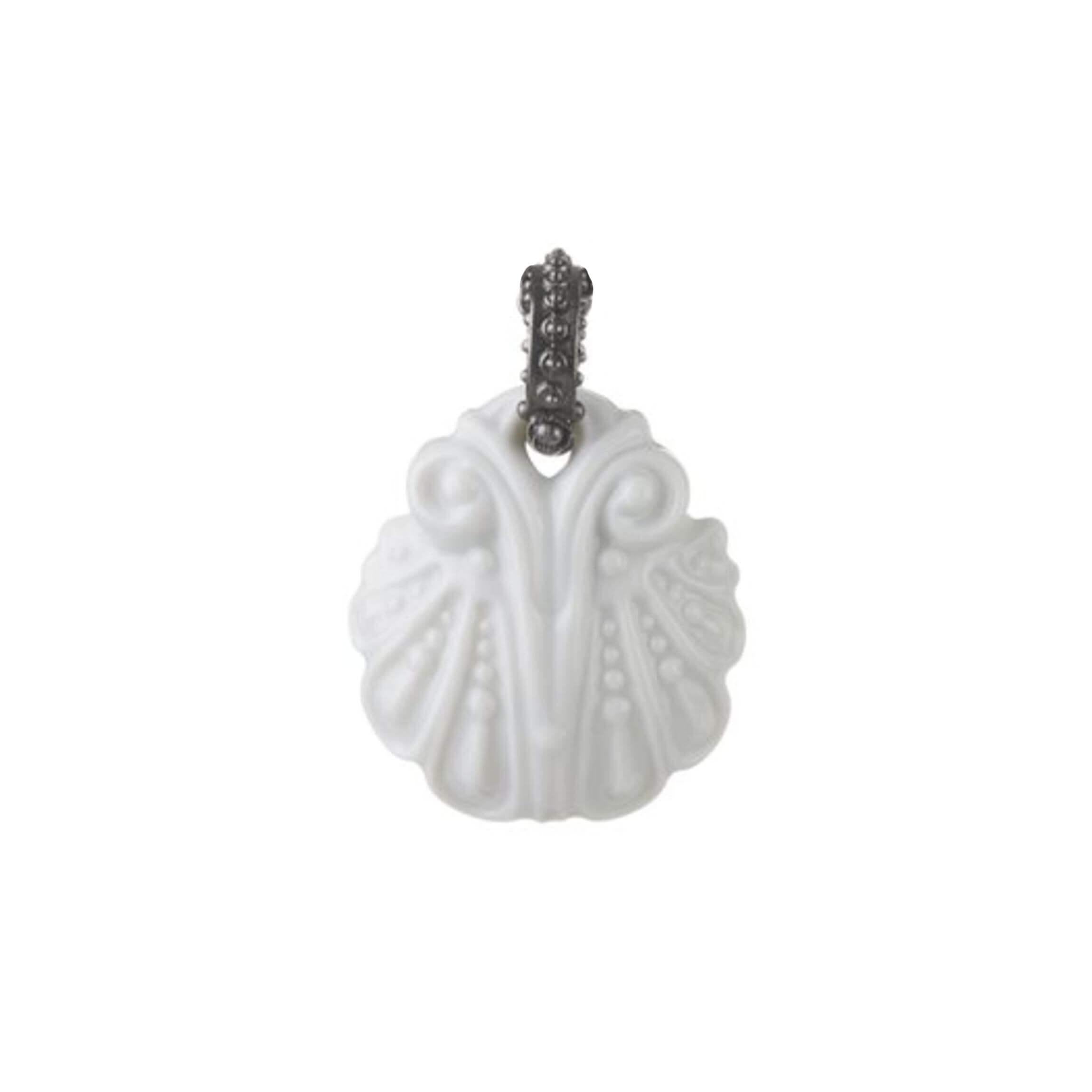 Nymphenburg pendant shell medium, white porcelain, 10020148