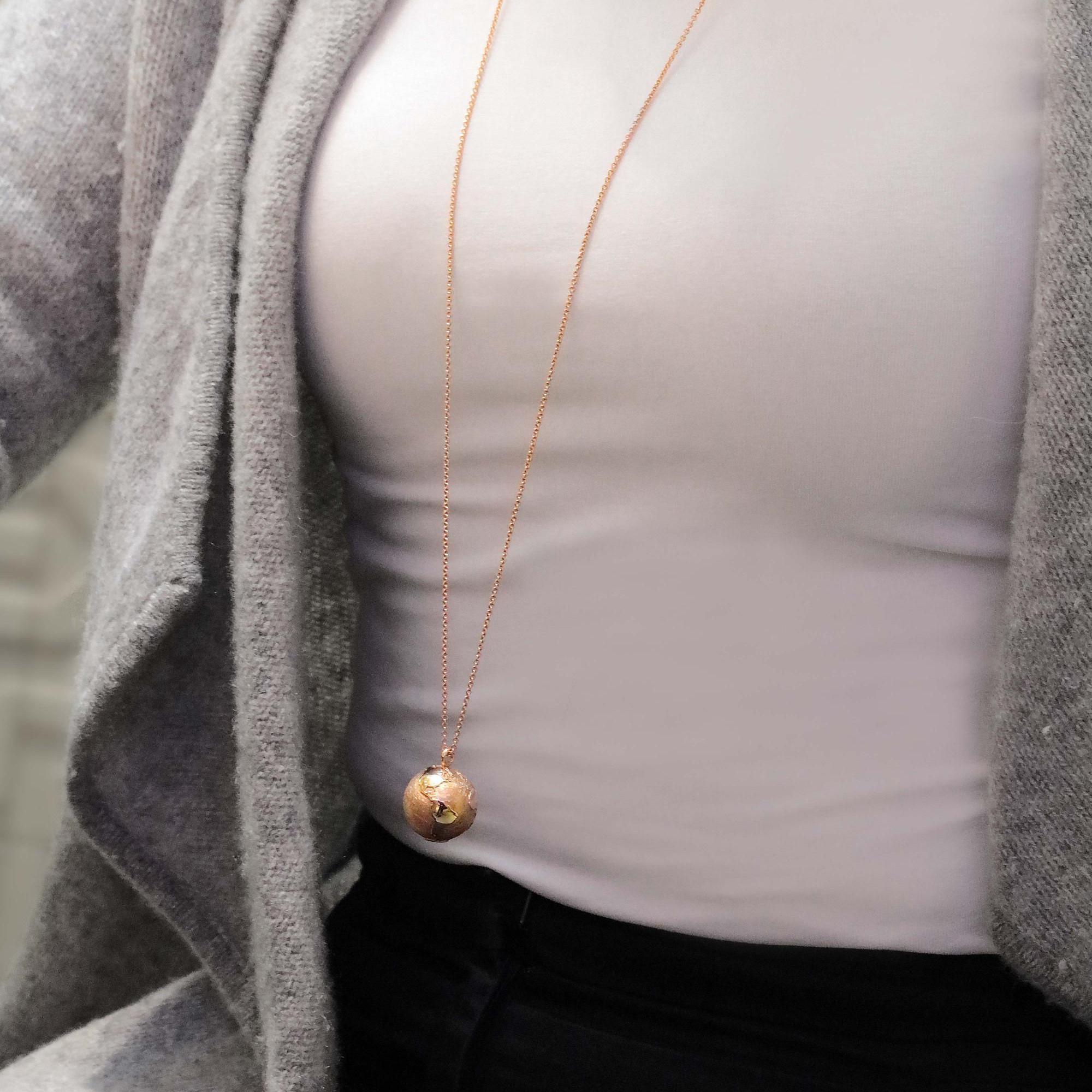 Schmuckwerk necklace world globe, rose gold, OH190-RG