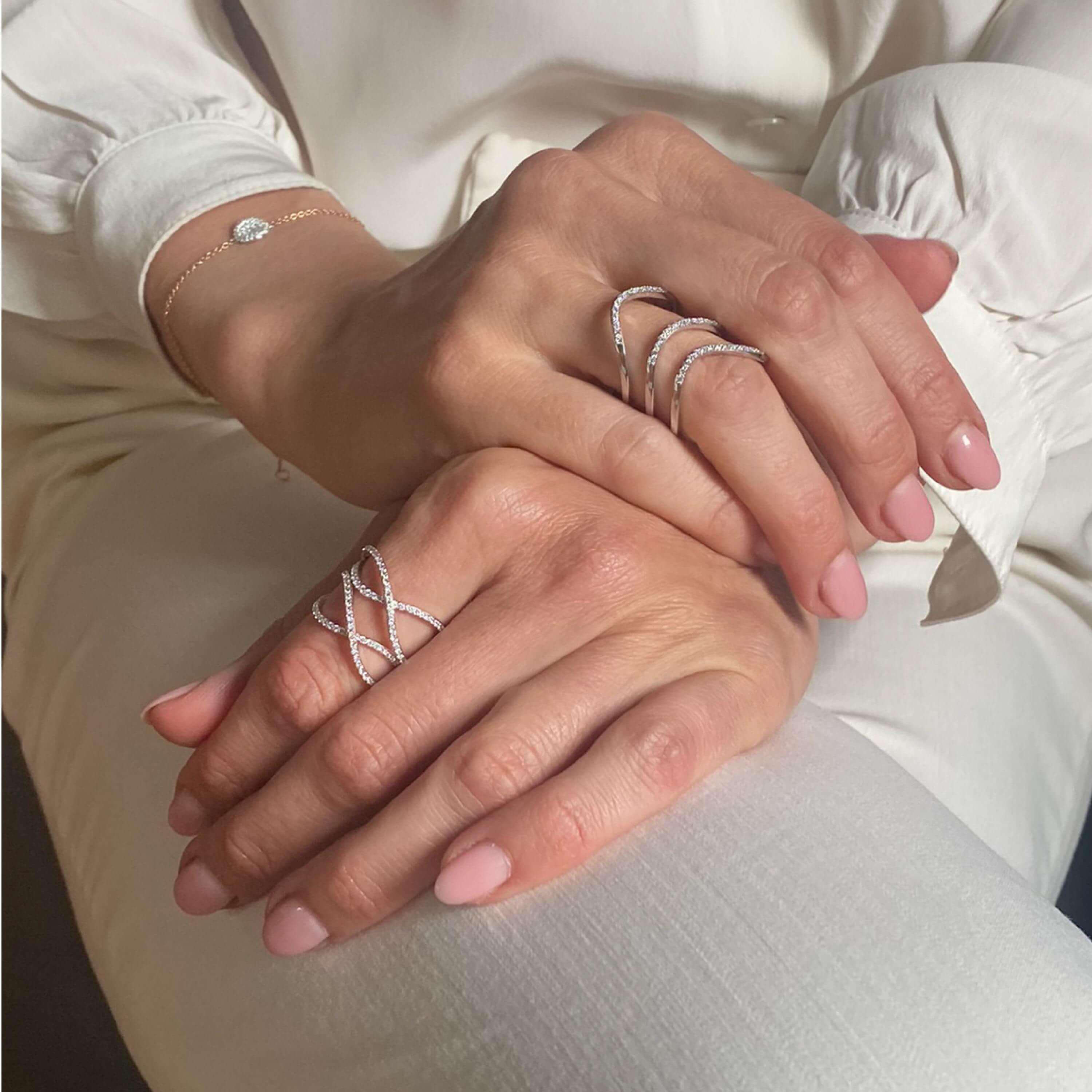Bigli Memoire-Ring Infinity • | 23R196WDIA