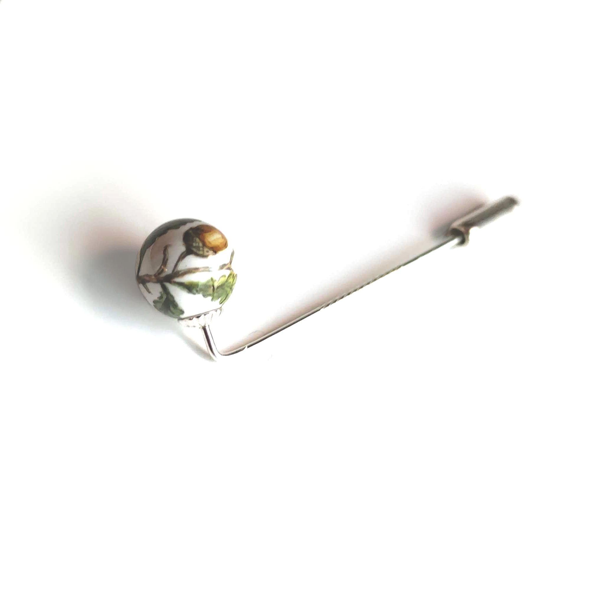 Oak leaf pin, silver