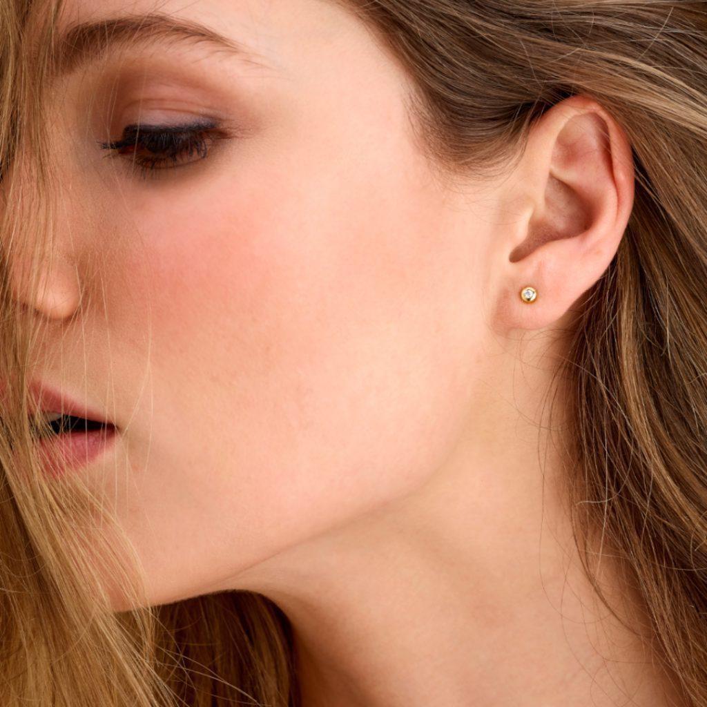 Minitials stud earrings, white diamonds, E-SIG-BD2 GG