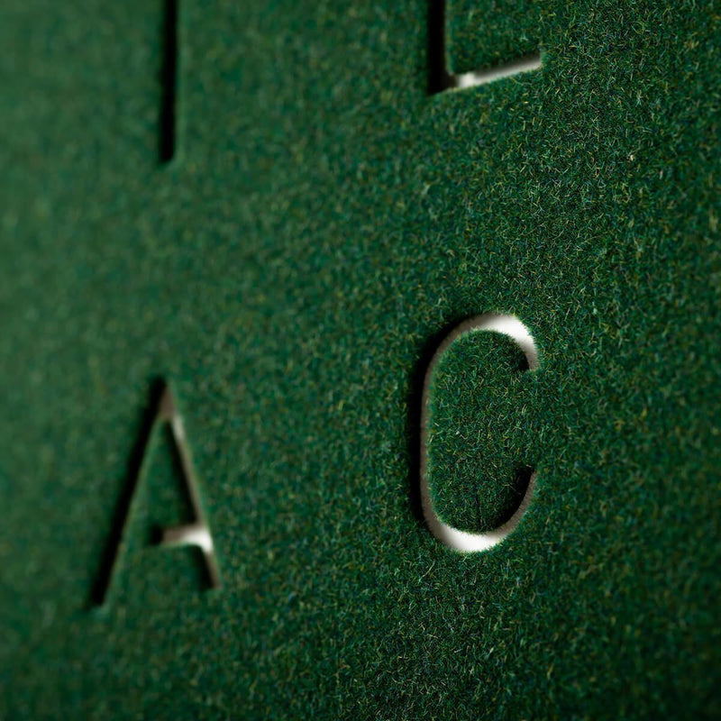 Qlocktwo Frontcover für Wanduhr Earth 45 | Green Velvet | FCRGVC