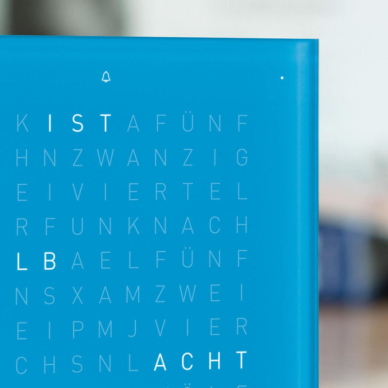 Qlocktwo Tischuhr Earth 13.5 | Blue Candy | T4PBC